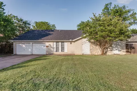3416 Wendell Dr, North Richland Hills, TX 76117