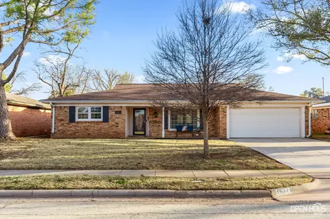 1537 Sweetbriar Dr, Wichita Falls, TX 76302