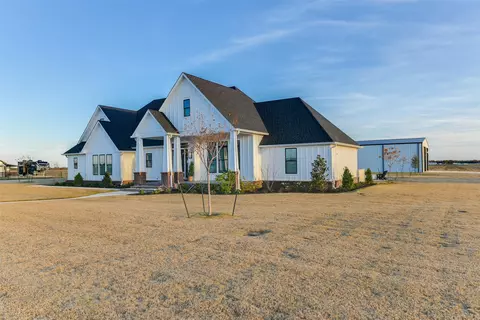 470 Forreston Rd, Waxahachie, TX 75165