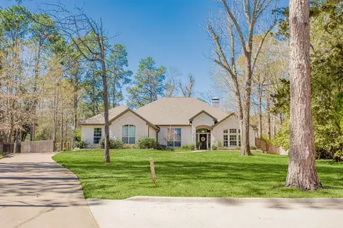 1374 Bridle Path Ln, Hideaway, TX 75771