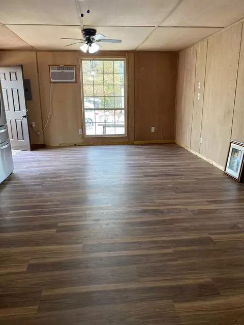 160 Zigler Rd, Avery, TX 75554 photo 9