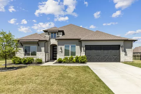 1410 Hanging Rock Trce, Gunter, TX 75058