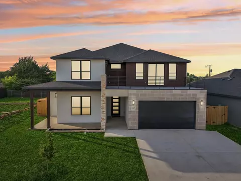 2407 Gooch St, Dallas, TX 75241