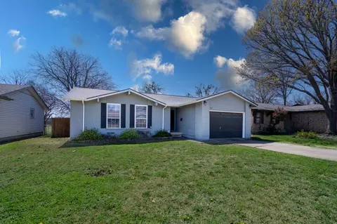 812 E Heath St, Rockwall, TX 75087