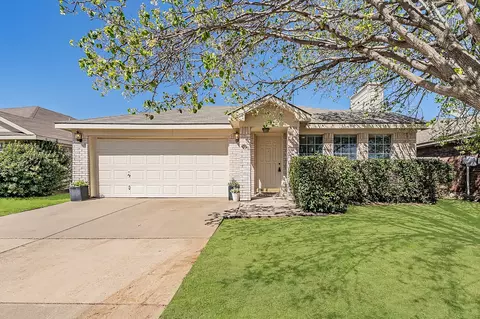 713 Nelson Pl, Burleson, TX 76028