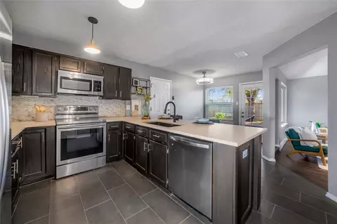 Kitchen - 672 Phillips Dr, Coppell, TX 75019 photo 4 of 5