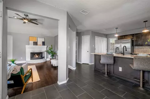 Entry Way - 672 Phillips Dr, Coppell, TX 75019 photo 2 of 3