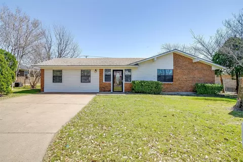 806 Beetham Rd, Mineral Wells, TX 76067