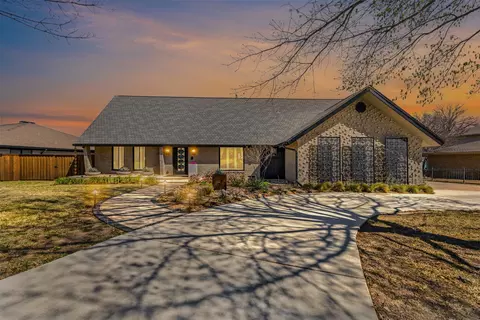 3204 Bouvier St, Rowlett, TX 75088