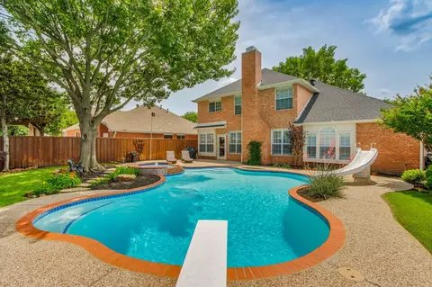612 Autumn Ln, Flower Mound, TX 75028
