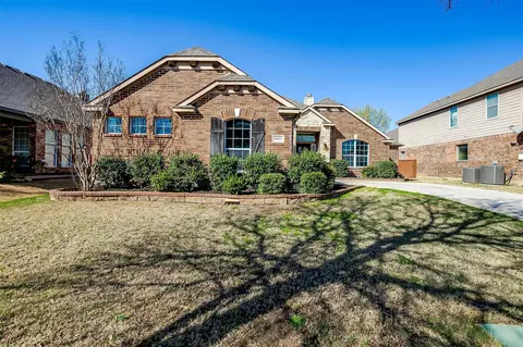 9621 Lankford Trl, Fort Worth, TX 76177