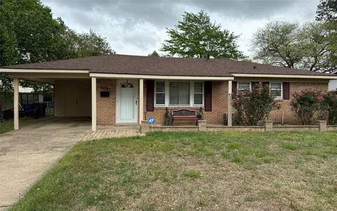 9031 Sara Ln, Shreveport, LA 71118