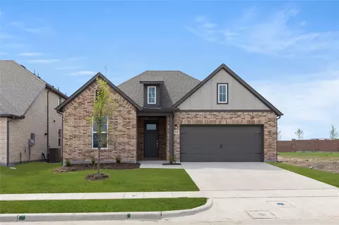 1220 Redcoat Dr, Forney, TX 75126