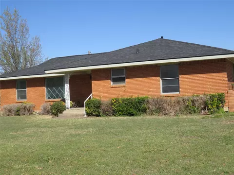 5320 Tiffin Dr, North Richland Hills, TX 76180