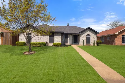 1315 Crosscreek Ln, Seagoville, TX 75159