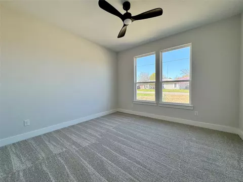 815 Owhyhe Rd, Tool, TX 75143 photo 11