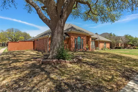 2709 Corby Dr, Plano, TX 75025