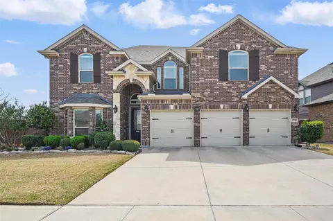 9720 Salvia Dr, Fort Worth, TX 76177