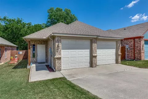 1017 Story Book Ln, Weatherford, TX 76086