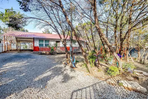 241 Western Lake Dr, Weatherford, TX 76087