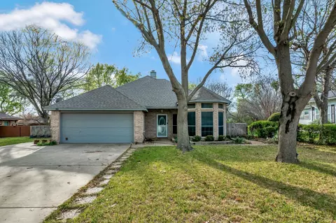 225 Pafford St, Justin, TX 76247