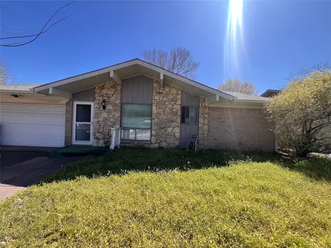 1418 Marblehead Dr, Lewisville, TX 75067