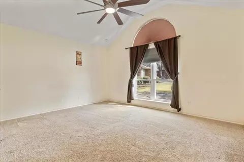1316 Mcanear Ct, Cleburne, TX 76033 photo 16