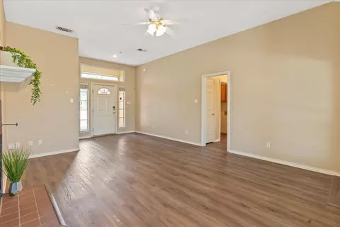 1316 Mcanear Ct, Cleburne, TX 76033 photo 8