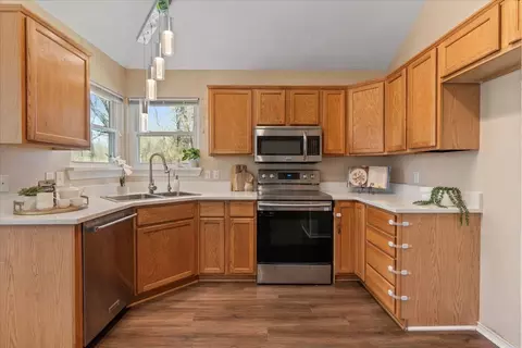 1316 Mcanear Ct, Cleburne, TX 76033 photo 9