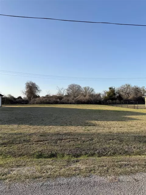 22288 Westmeadow Dr, Whitney, TX 76692