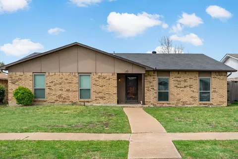 5608 Twitty St, The Colony, TX 75056