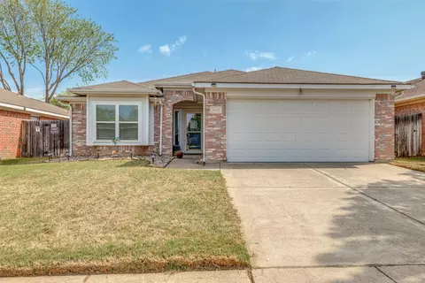 5623 Colebrook Trl, Arlington, TX 76017