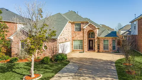 2732 Gillespie Ct, Grand Prairie, TX 75052