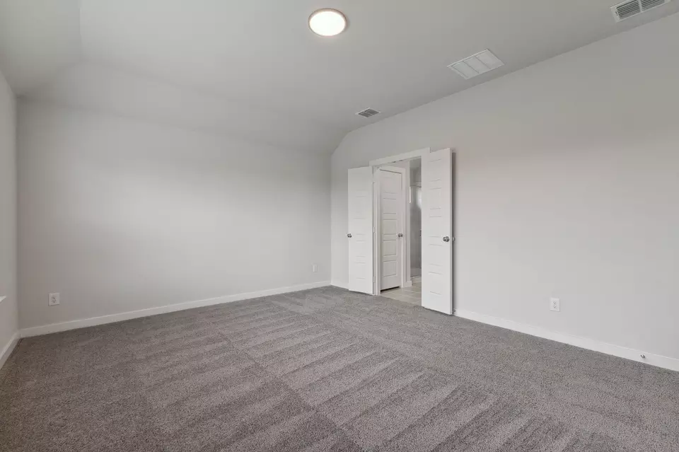  335 Arcane St, Greenville, TX 75402 photo 7