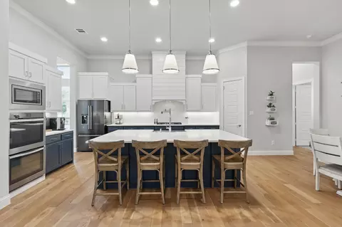 Kitchen - 317 Nora Ln, Argyle, TX 76226 photo 3 of 3