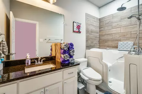 Bath - 348 E Pecan St, Hurst, TX 76053 photo 3 of 4