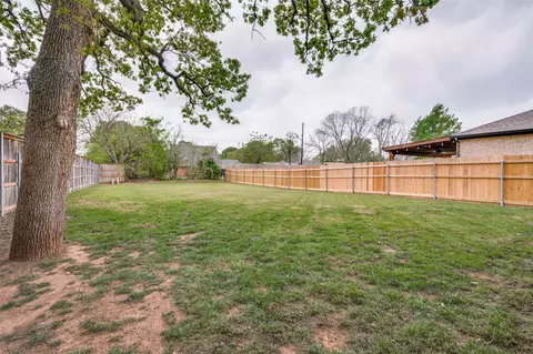 Exterior - 348 E Pecan St, Hurst, TX 76053 photo 5 of 6