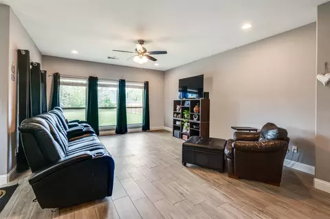 Other - 348 E Pecan St, Hurst, TX 76053 photo 4 of 12