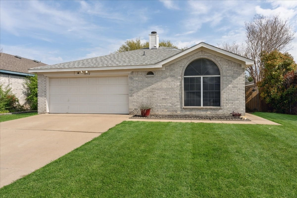 10912 Deauville Cir S