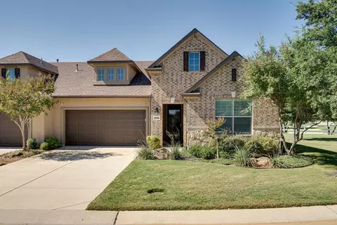 10016 Obsidian Dr, Denton, TX 76207