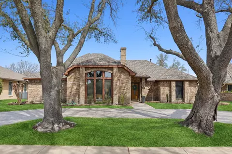 1211 Serenade Ln, Richardson, TX 75081