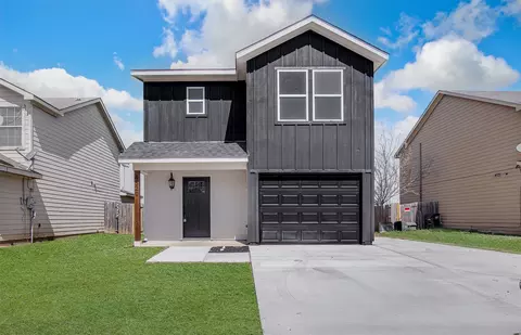 4520 Alamosa St, Fort Worth, TX 76119