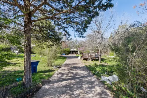 2731 Millbrook Dr, Dallas, TX 75237