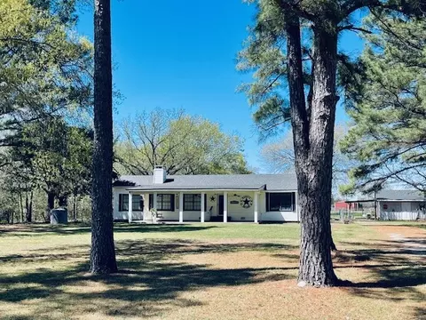 3304 County Road 4010, Blooming Grove, TX 76626