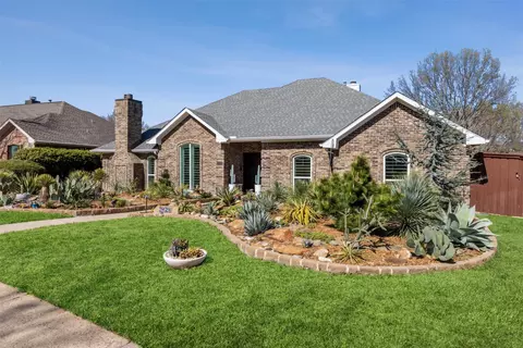 2128 Donna Dr, Plano, TX 75074