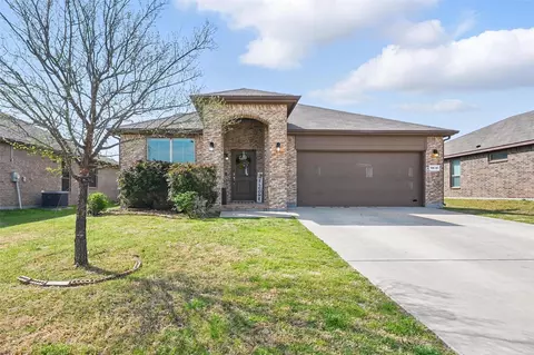 1008 Meadow Scape Dr, Burleson, TX 76028