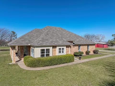 Exterior - 2075 Huling Rd, Sanger, TX 76266 photo 5 of 11