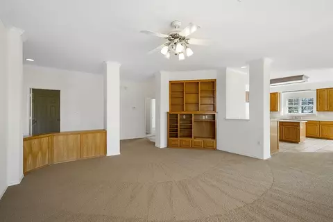 Living - 2075 Huling Rd, Sanger, TX 76266 photo 3 of 5