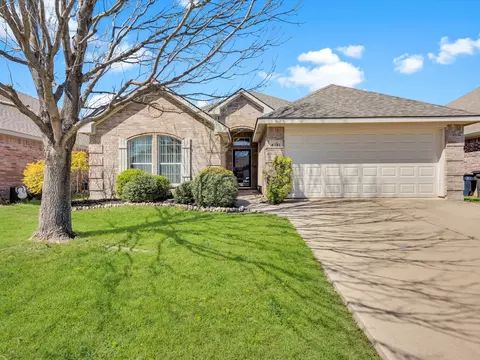 4741 Homelands Way, Fort Worth, TX 76135