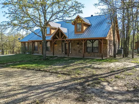 164 Miller Creek Lake Rd, Paradise, TX 76073